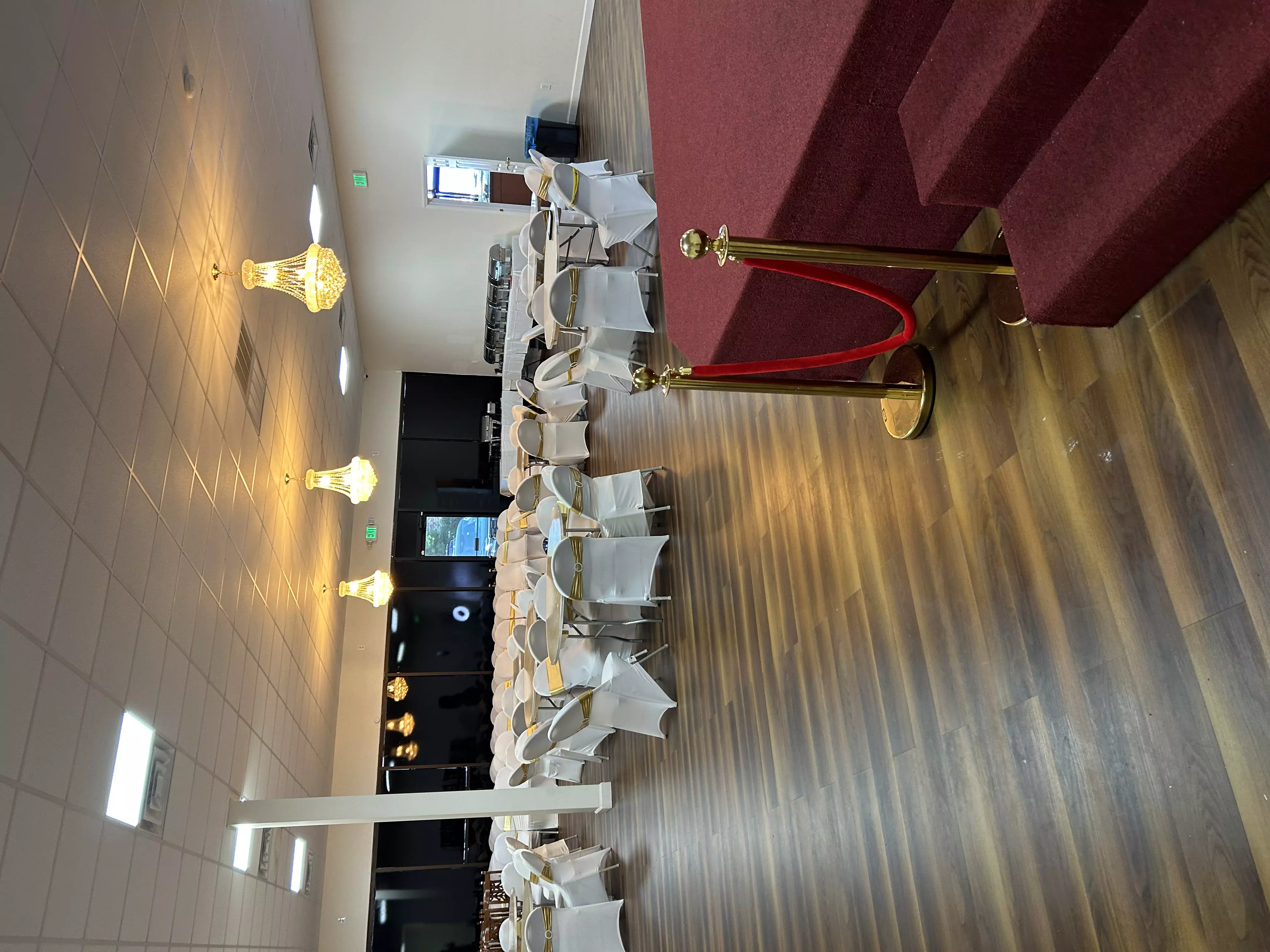 Large group dining Parkville